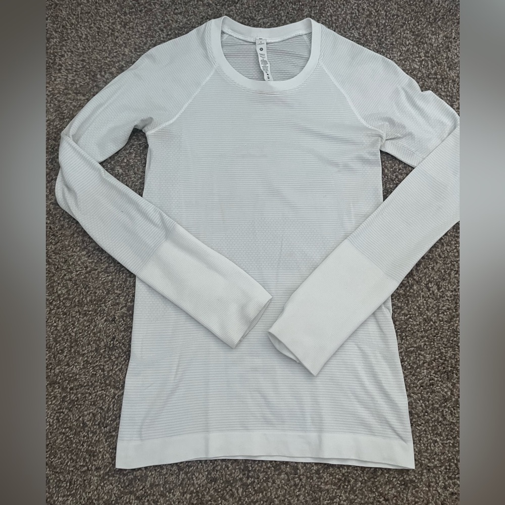 Lululemon Long Sleeve Swiftly Tech